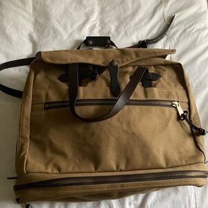 Filson Outfitter Bag